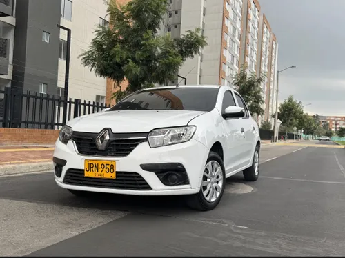 Renault Logan 1.6 life 