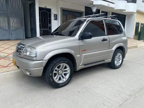 Chevrolet Grand Vitara 2011 - 1.6 L - 4x4