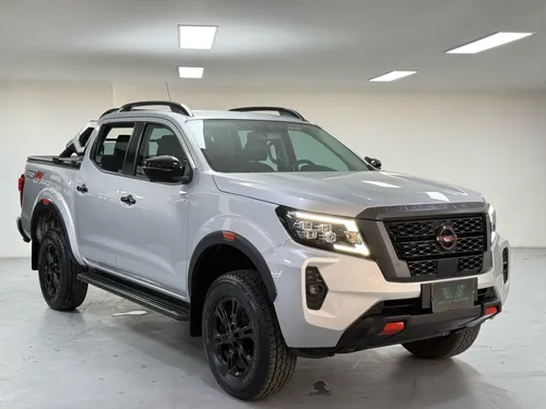 NISSAN FRONTIER 2.5 PRO 4X4 AUTOMATICA FULL EQUIPO 