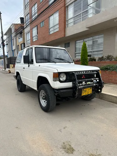 Mitsubishi Montero modelo 1994 4x4