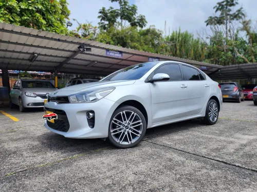 Kia Rio Vibrant