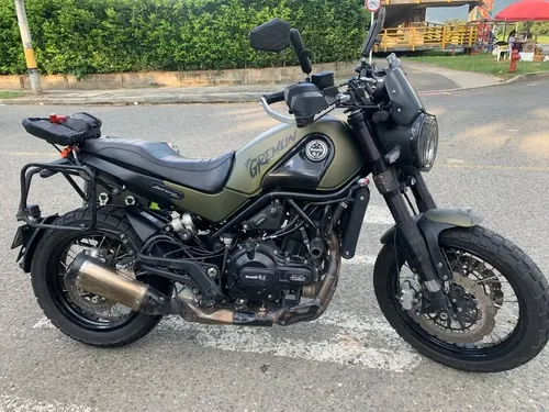 Benelli Leoncino 500 trail