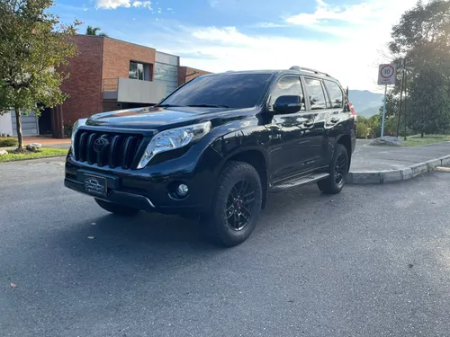 TOYOTA PRADO TXL SEGUNDA SERIE
