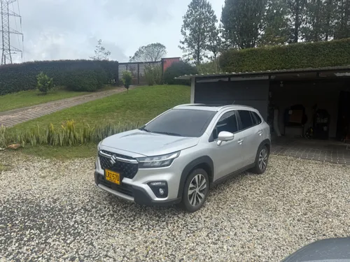 Suzuki New S Cross 4x4 GLX AT