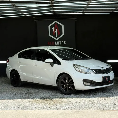 KIA RO SPICE UB EX 2015