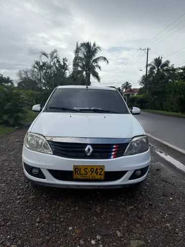 Imagen de vehículo - Renault logan dynamique 2012
