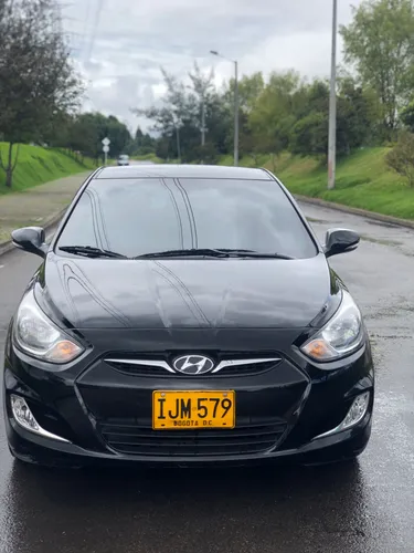 Hyundai i25 Automatico 2015