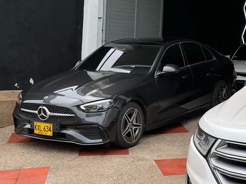 MERCEDEZ BENZ C200 