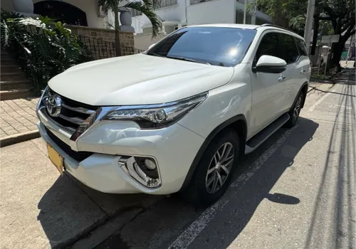 Toyota Fortuner SRV 2019