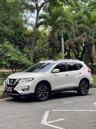NISSAN XTRAIL EXCLUSIVE 2.5 4X4 AUTOMTICA 