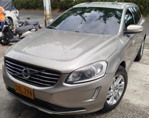 VOLVO XC60 AWD 2015