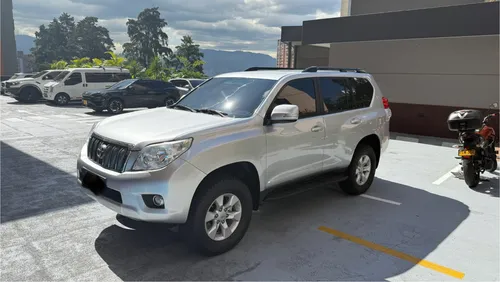 TOYOTA PRADO TX GASOLINA 