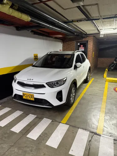 Kia stonic 2025 hbrido mt
