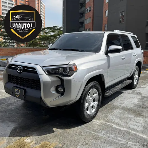 Toyota 4Runner SR5 