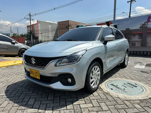 Suzuki Baleno automatico 