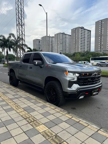 Chevrolet Silverado Z71 2023 Blindada