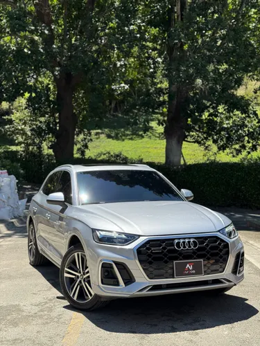 Imagen de vehículo - AUDI Q5  2024  HIBRIDA  2.0T  S-LINE  AT