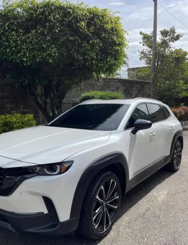 Vendo Mazda cx50 grand Touring 2024