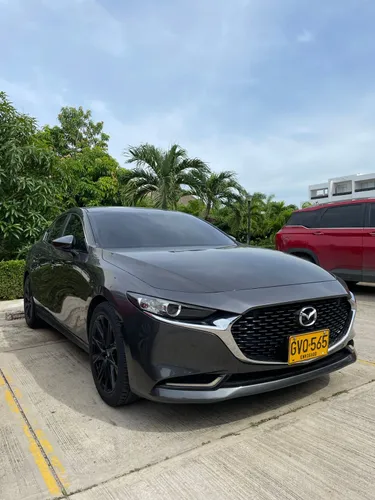 Mazda 3 Touring AT 2021