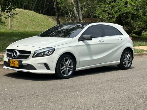 Mercedes Benz A200