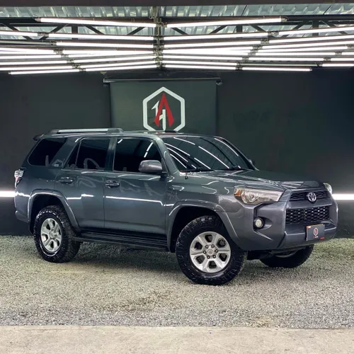TOYOTA 4RUNNER SR5 2013