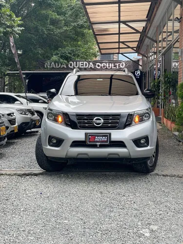 NISSAN NP300 FRONTIER 2.5 AUTOMATICA 4X4 DIESEL MODELO 2020