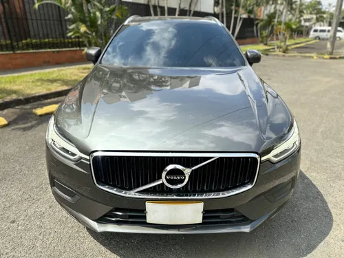 VOLVO XC60 MOMENTUM 2019