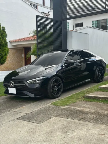 Mercedes Benz CLA 200 2024