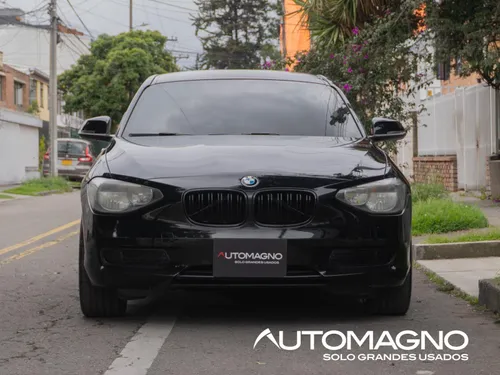 BMW 116i Hatchback Modelo 2013