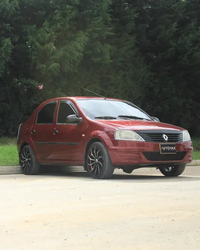 RENAULT LOGAN FAMILIER 2012