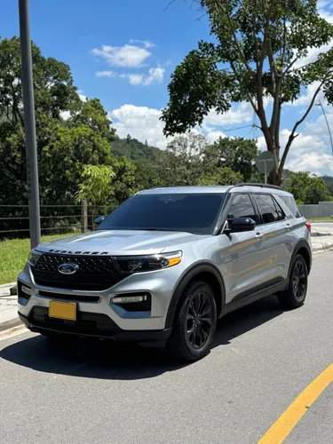 Ford Explorer 2022 XLT
