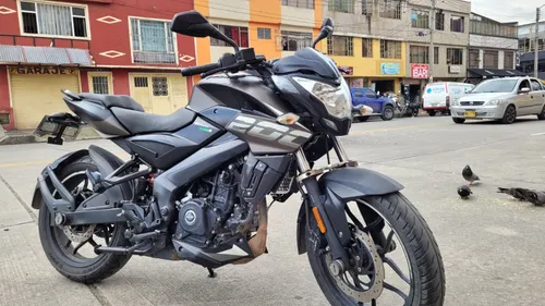 NS 200 2024 PERFETO ESTADO