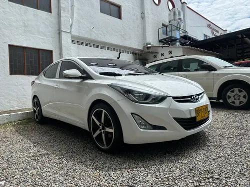 Hyundai Elantra i35