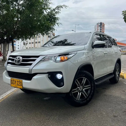 Toyota Fortuner SW4 2.4 Diesel 2020