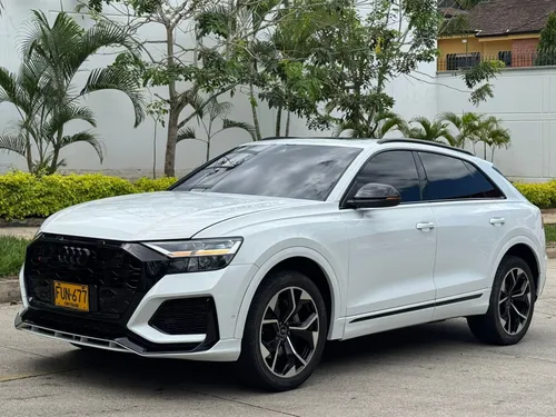 Audi Q8 Progressive 55 tfsi hibrida 3.0 4x4 2019  
