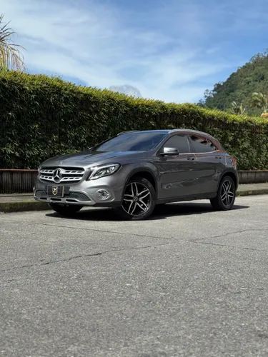 Mercedes Benz Gla200 2020 