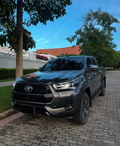 TOYOTA HILUX SRV DIESEL BLINDADA 