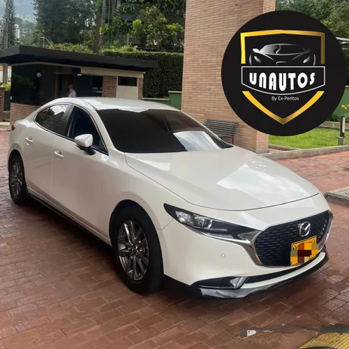 Imagen de vehículo - Mazda 3 Hybrid Touring 