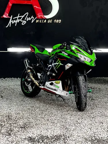 Kawasaki Ninja 400 KRT 2021
