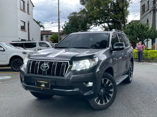 TOYOTA PRADO TXL 2021 BLINDADA 