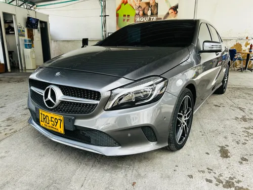 MERCEDES BENZ A200 