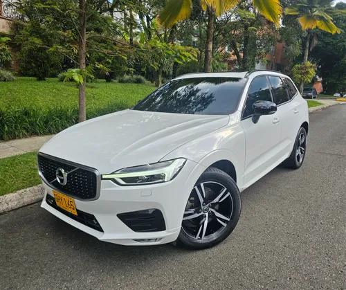 Volvo XC60 T5 R-Design