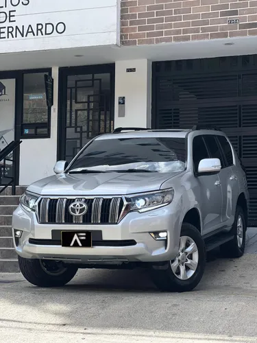 Toyota Prado TXL 3.0 Japonesa modelo 2011