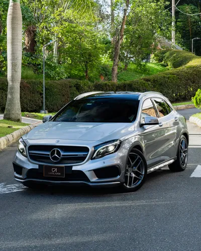Mercedes Benz GLA45 AMG 4MATIC
