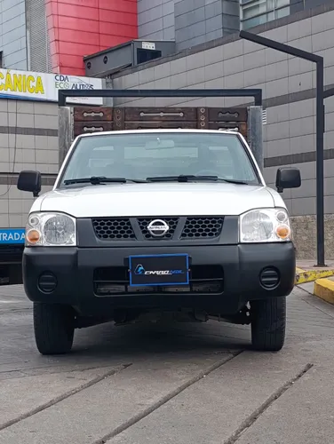 NISSAN NP300 FRONTIER 2016 2.4 MT 4X2 ESTACAS