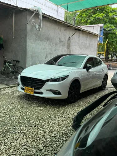 Mazda 3 gran touring LX 2020