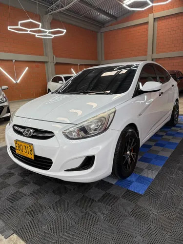 Hyundai i25 2017 mecnico 
