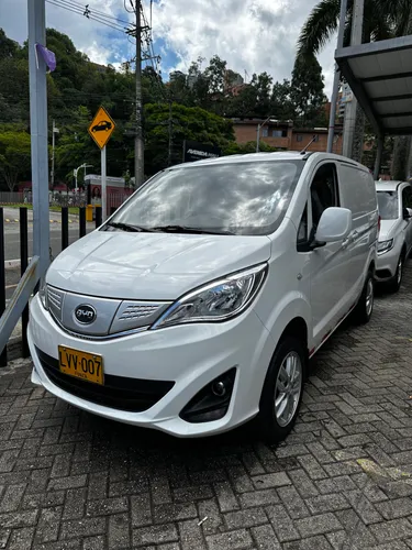 BYD t3 2023 electrica 