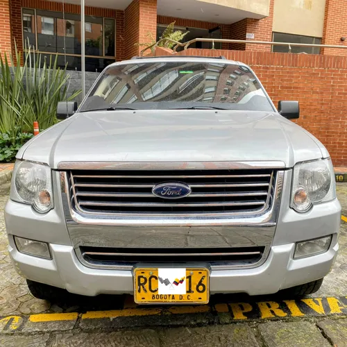 Ford Explorer XLT 2010