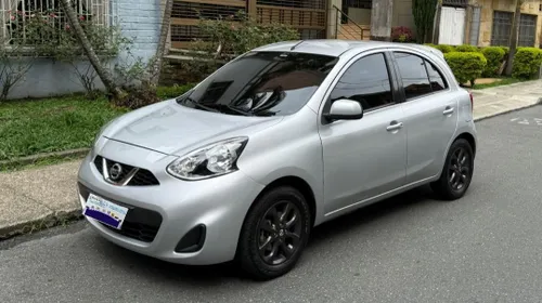 NISSAN MARCH 2019 AUTOMATICO